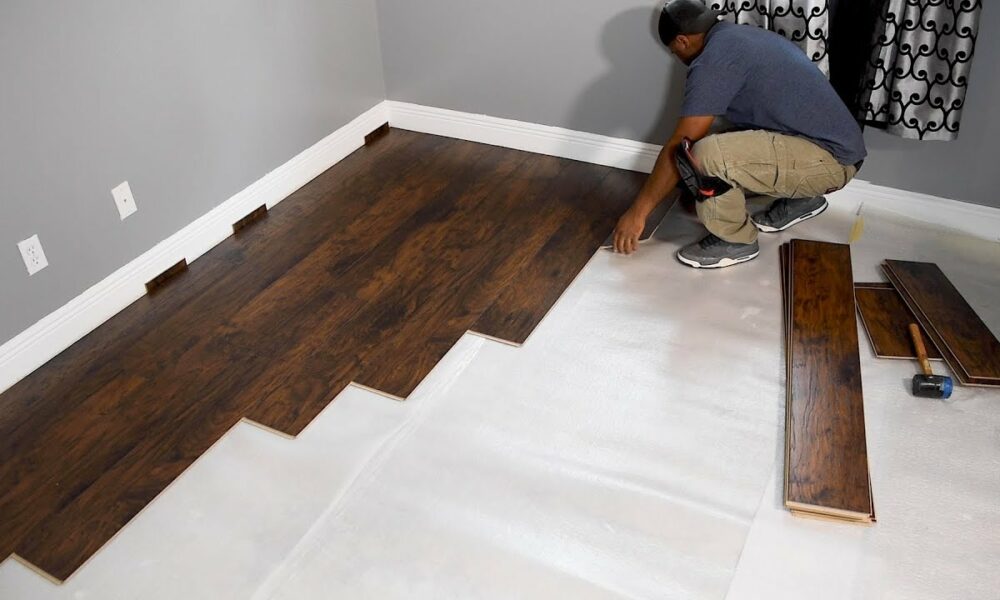 Comparing Hardwood and Laminate Flooring: Which is Right for You?