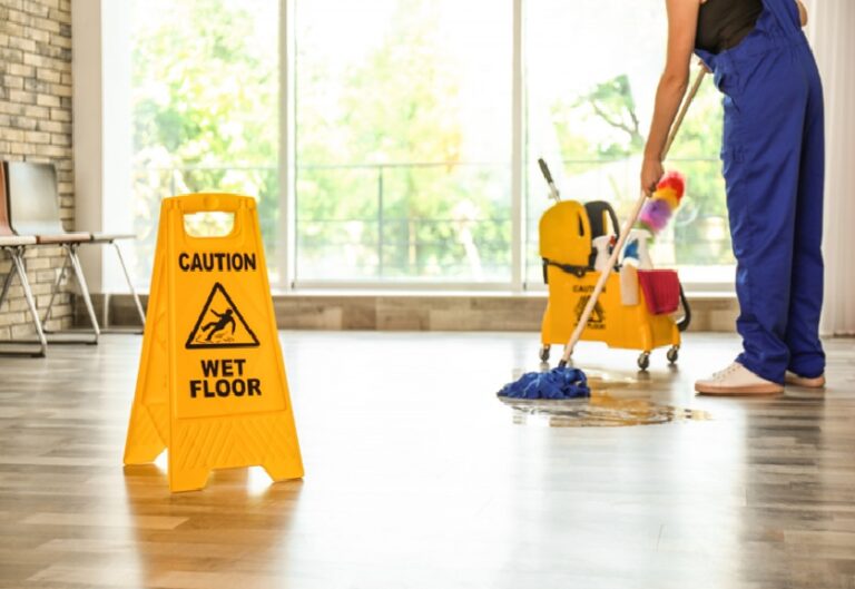 What to Expect During Your First Commercial Cleaning Service