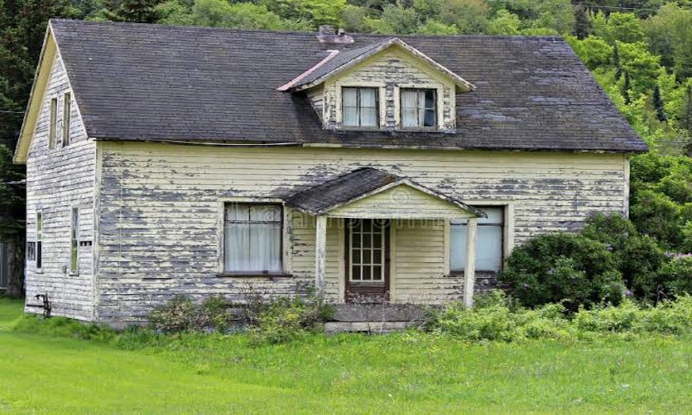 Peeling Back a Century of Paint in Rhode Island Homes